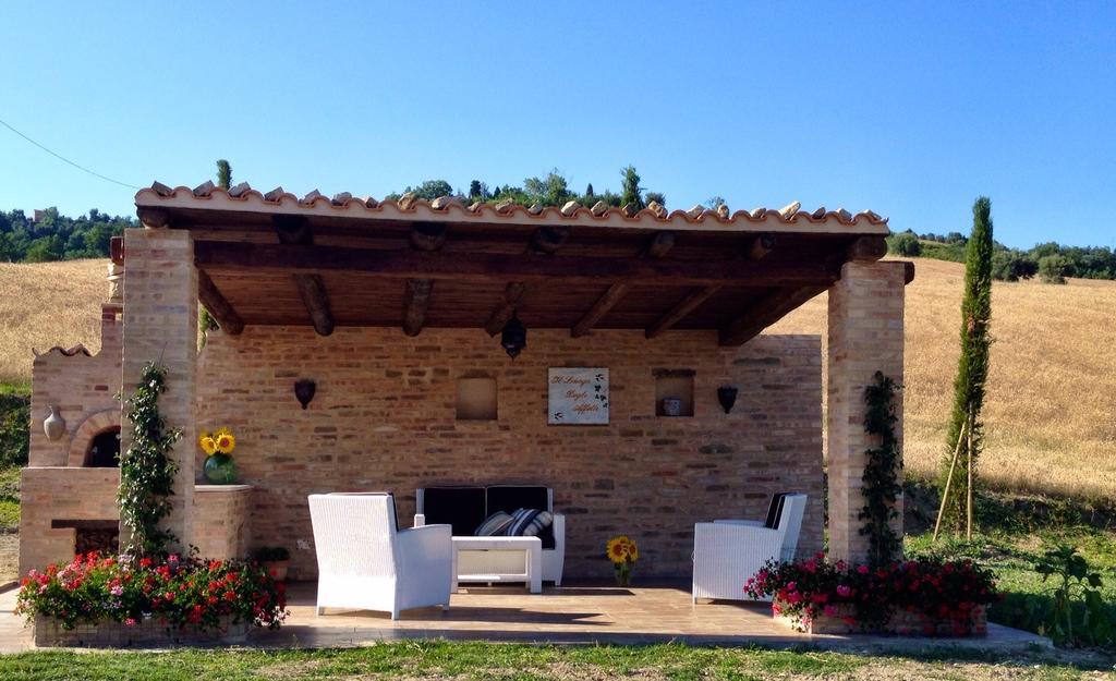Bed and Breakfast Casale Delle Rondini Толентино Экстерьер фото